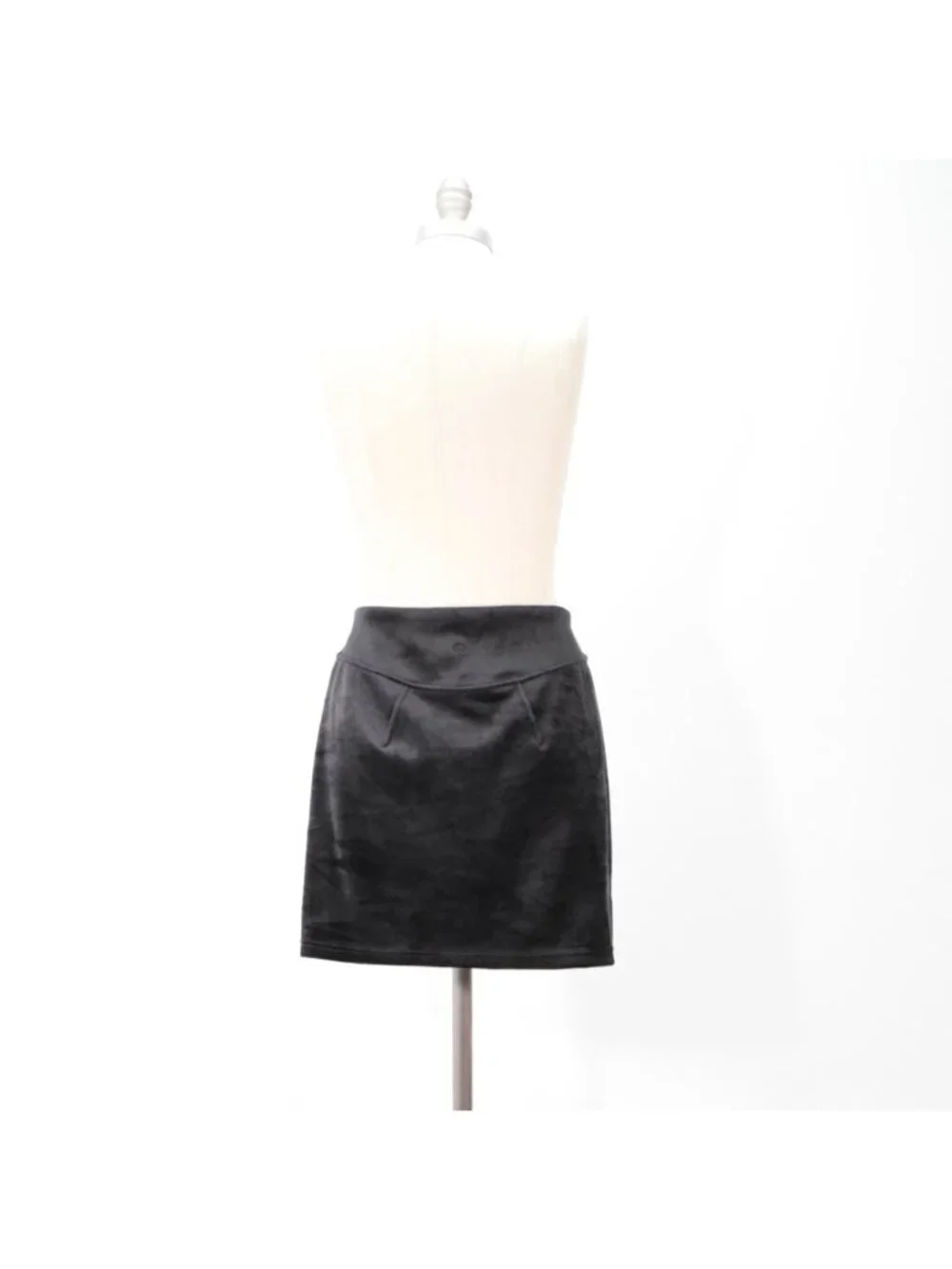 Lululemon Black Soft Velvet Scuba Knit Mini Skirt